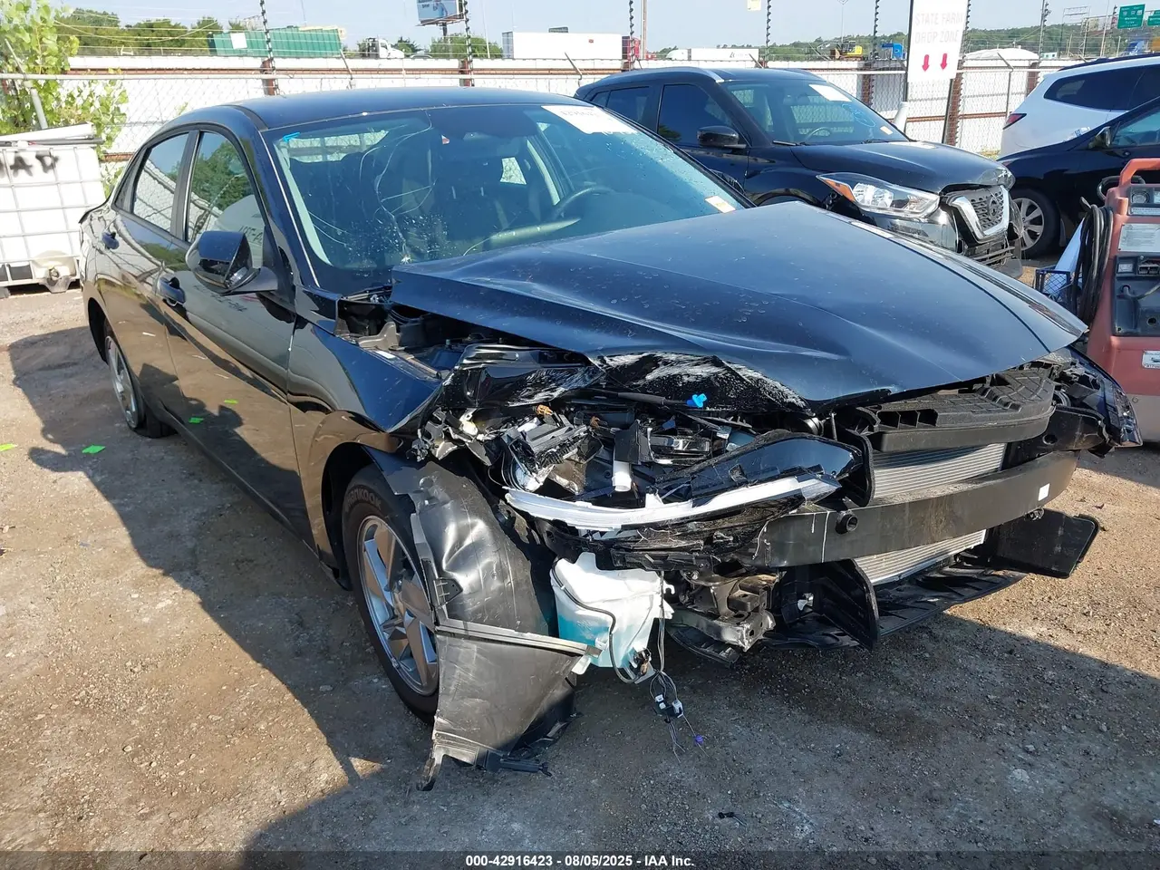 Hyundai Elantra Se 2025