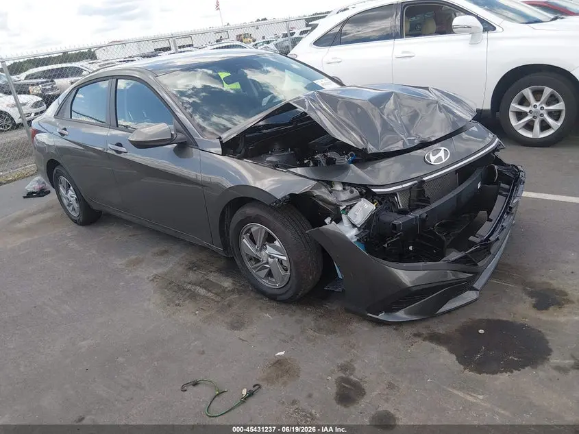 Hyundai Elantra Se 2026