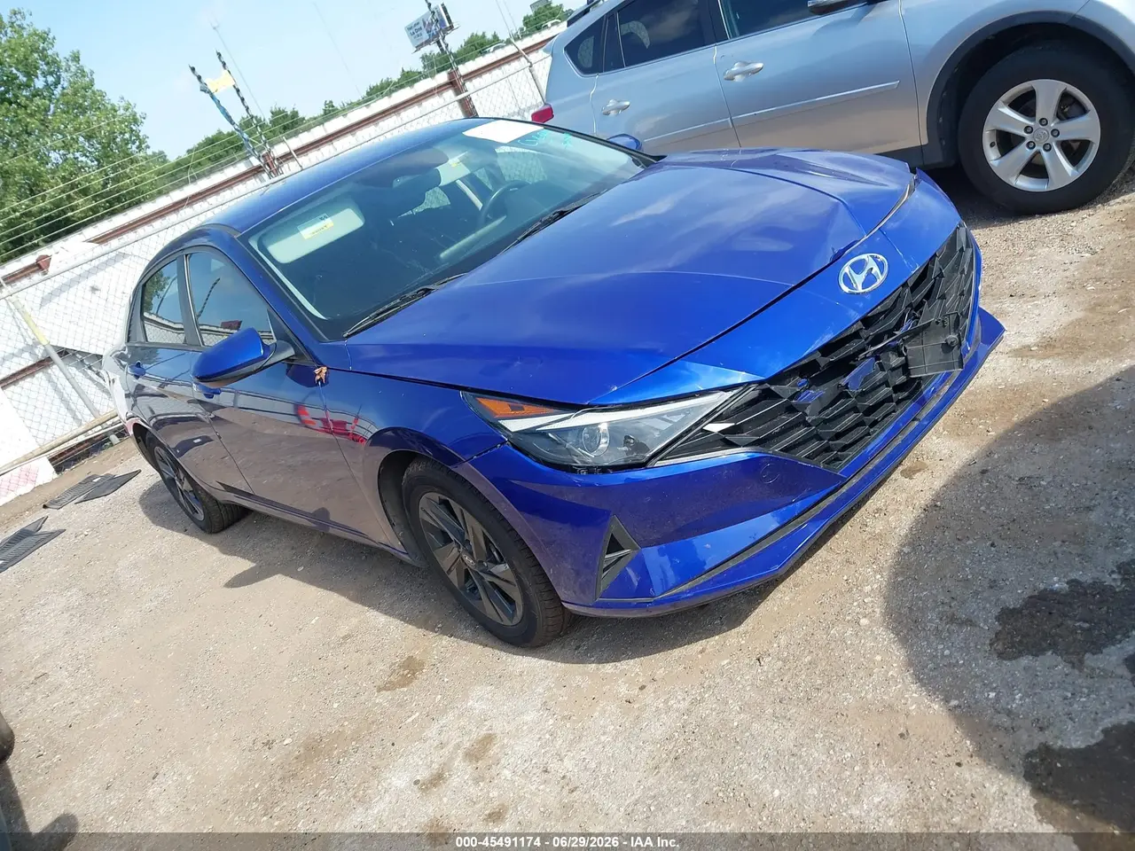 Hyundai Elantra Hybrid Blue 2021