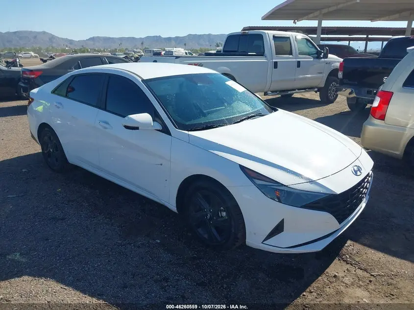 Hyundai Elantra Hybrid Blue 2021