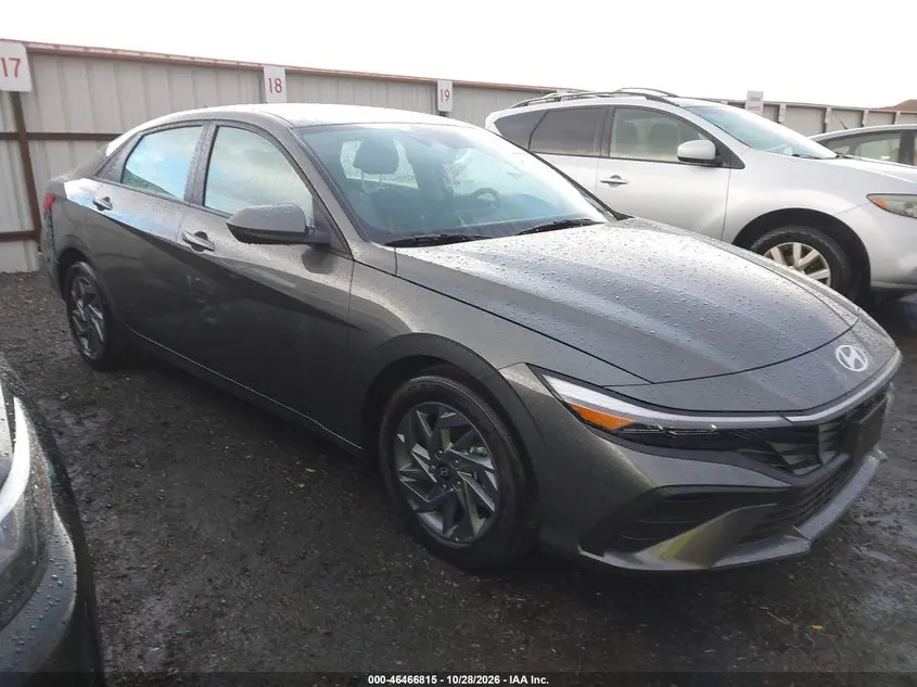 Hyundai Elantra Hybrid Blue 2026