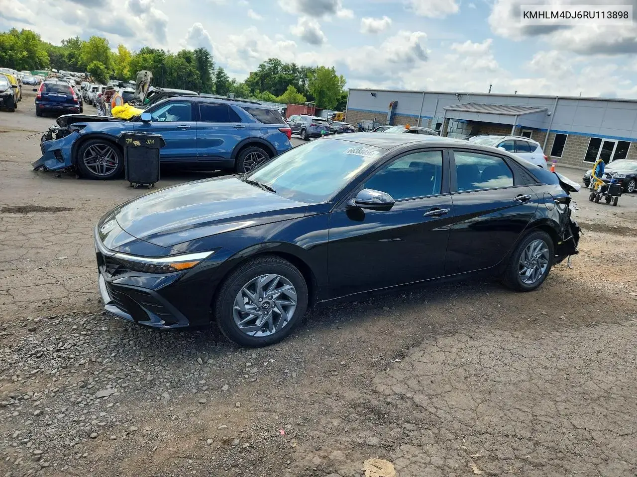 Hyundai Elantra Blue 2024