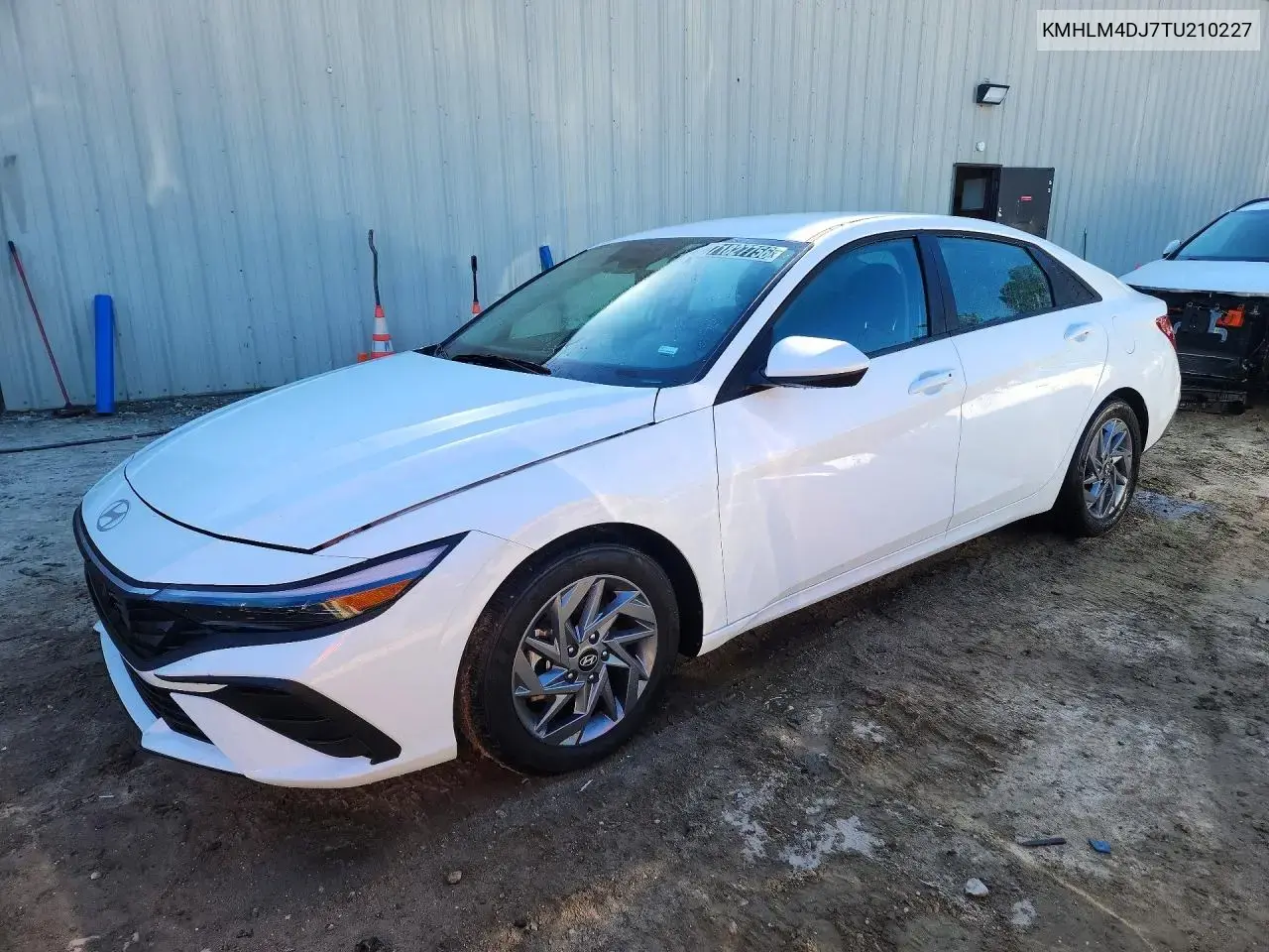 Hyundai Elantra Hybrid Blue 2026