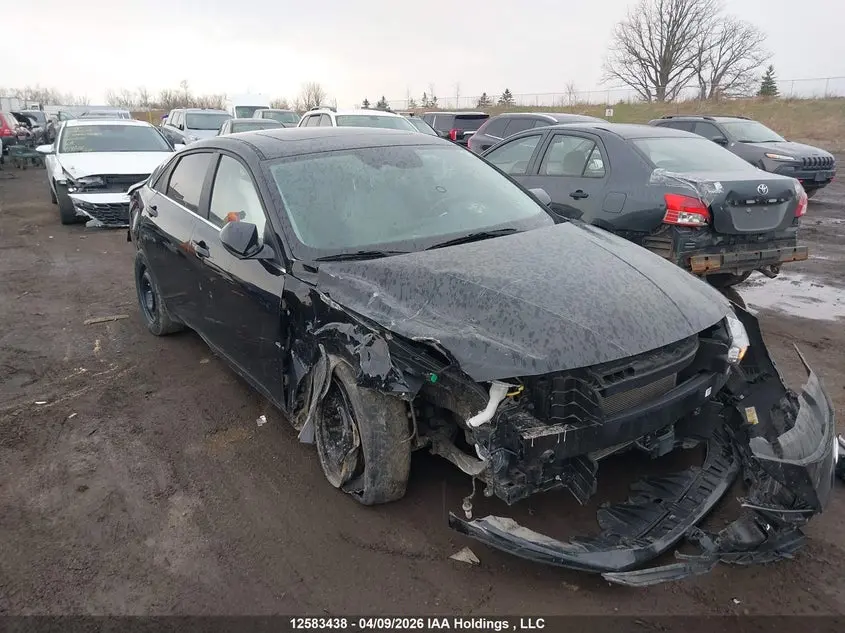 Hyundai Elantra 2022