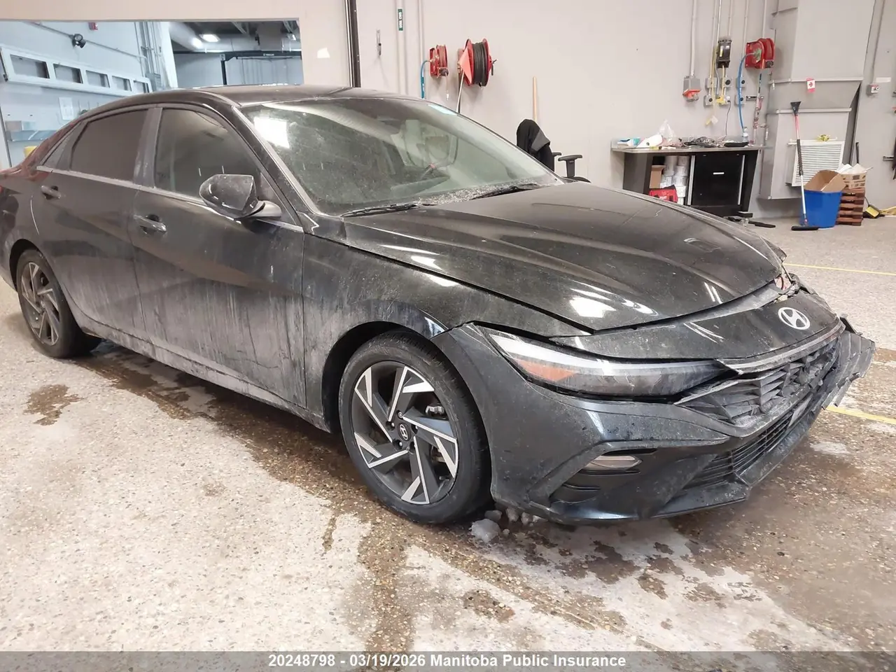 Hyundai Elantra Luxury 2024