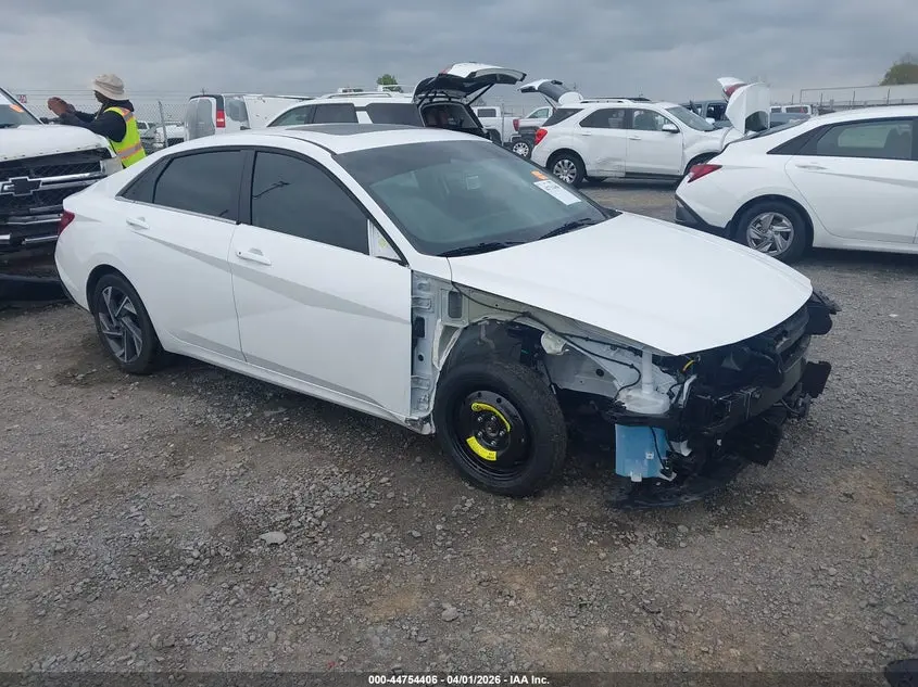 Hyundai Elantra Limited 2026