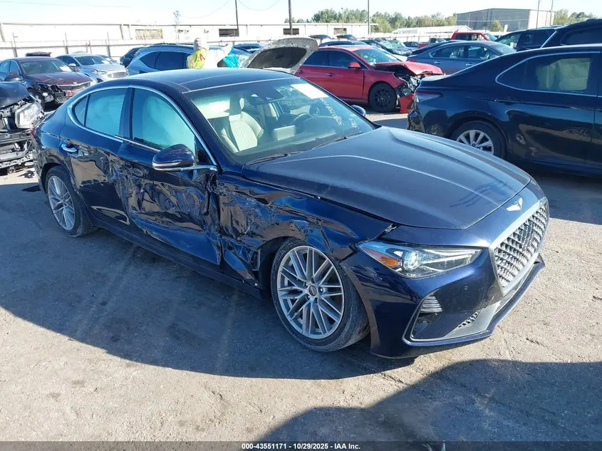 Genesis G70 2.0T Rwd 2021