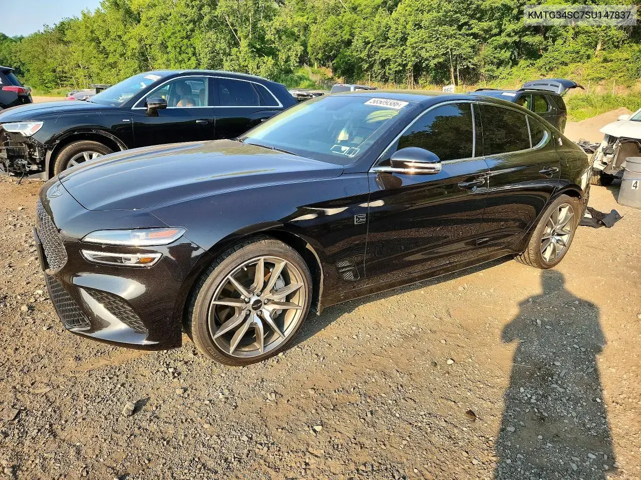 Genesis G70 2.5T Standard 2025