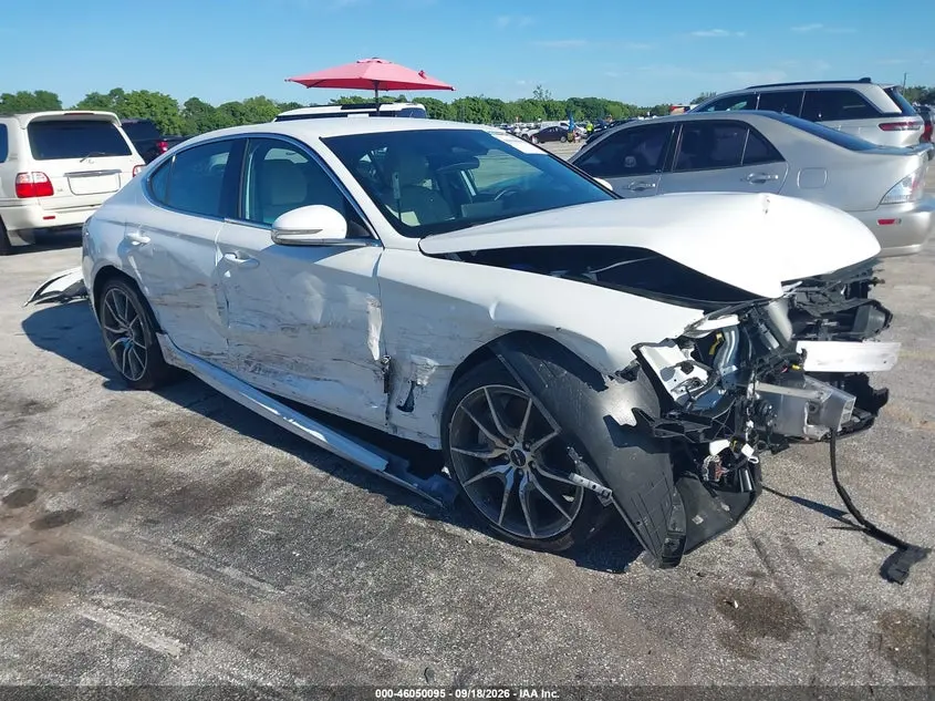 Genesis G70 2.5T Awd 2025