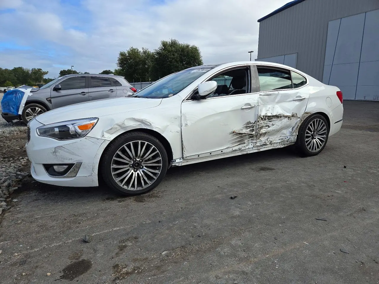 Kia Cadenza Premium 2015