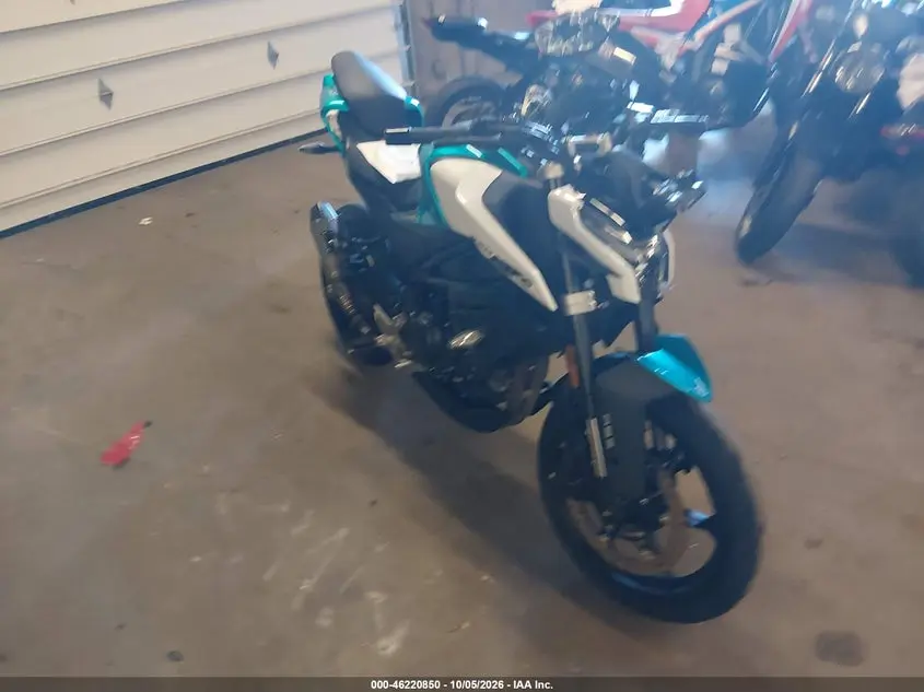 Cf Moto 450Nk 2025