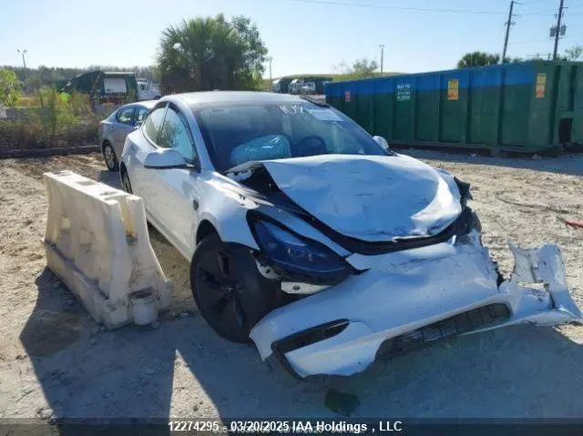 Tesla Model 3 2023