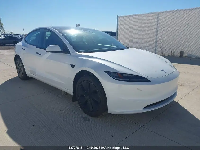 Tesla Model 3 2024