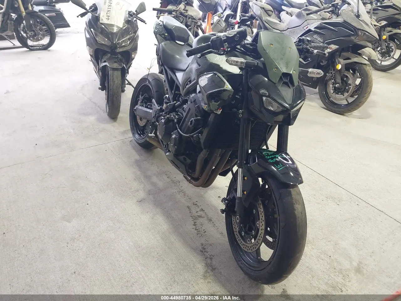 Kawasaki Zr900 S 2025