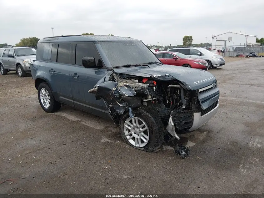 Land Rover Defender 110 P300 2025