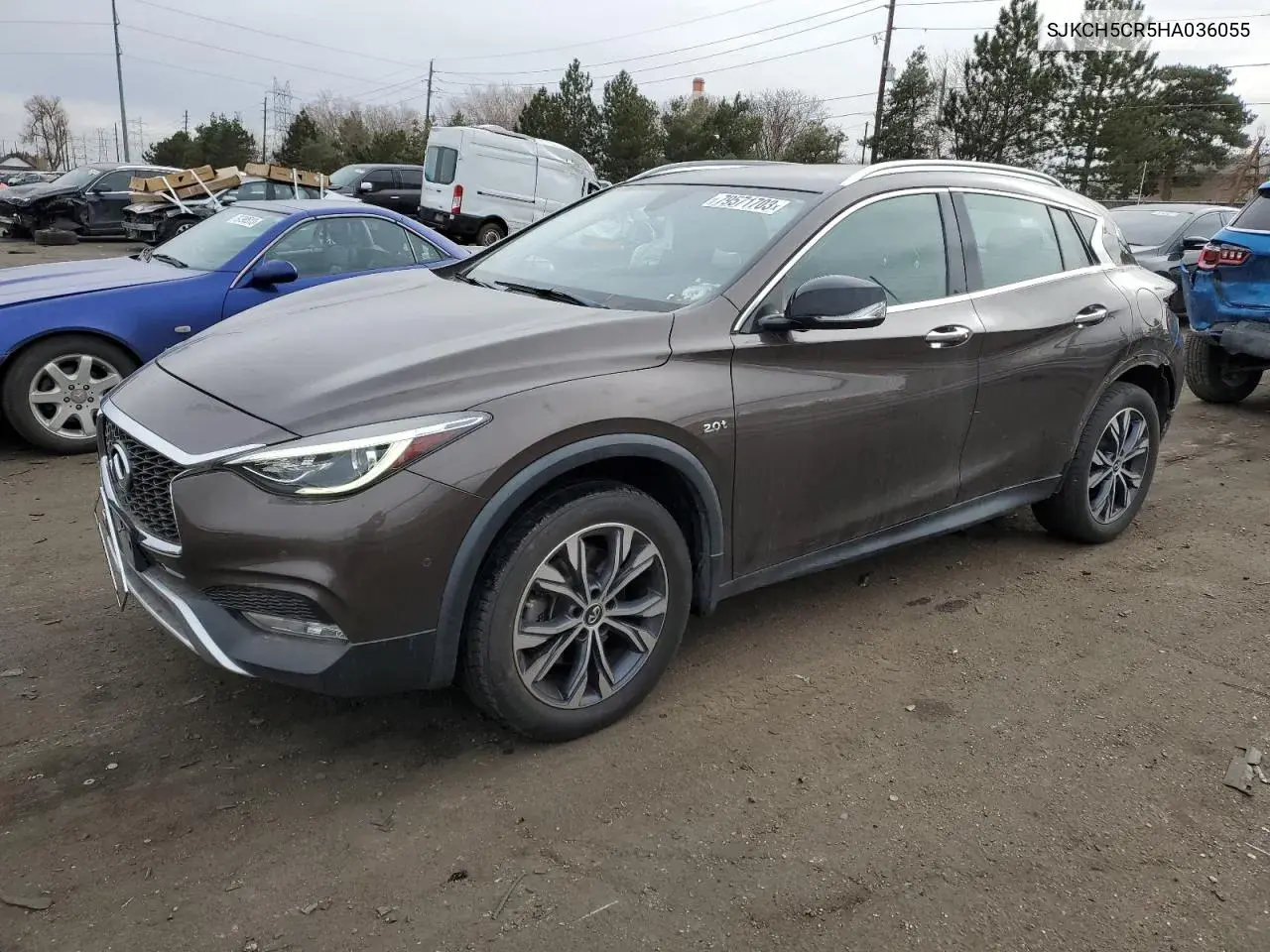 Infiniti Qx30 Base 2017