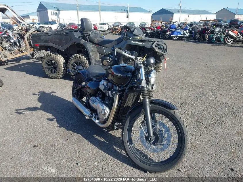 Triumph Motorcycle Bonneville Bobber 2020