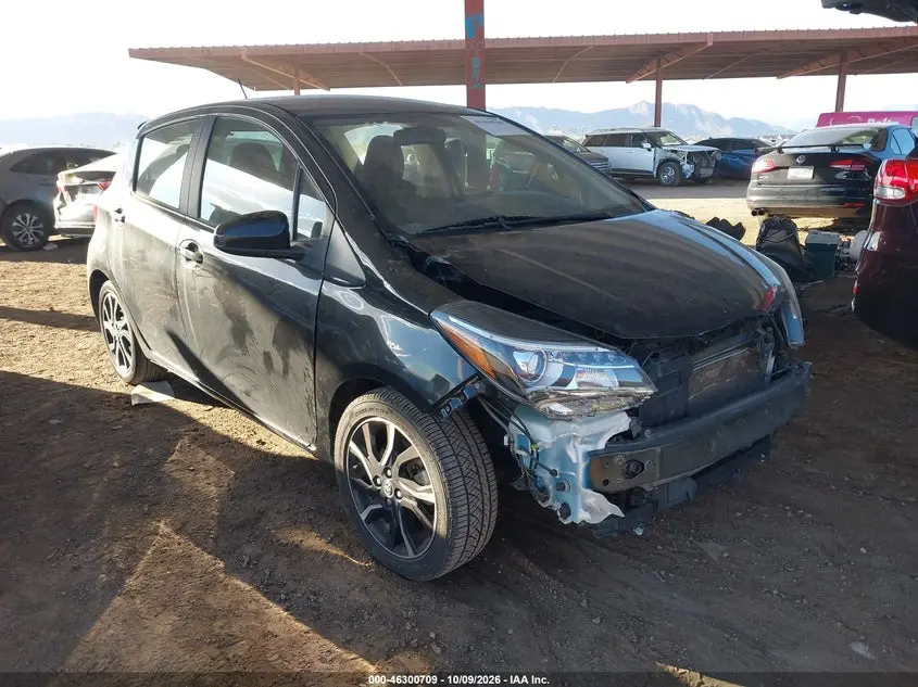 Toyota Yaris Se 2015
