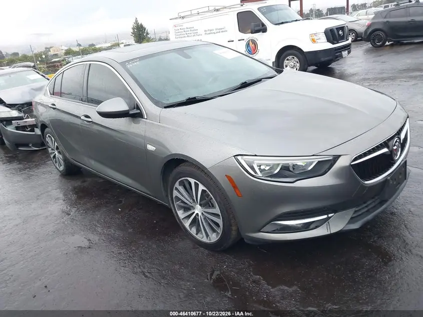 Buick Regal Sportback Essence 2018