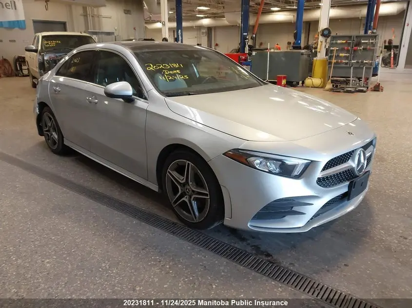 Mercedes-Benz A220 4Matic 2021