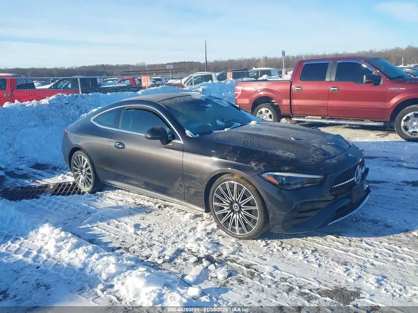 Mercedes-Benz Cle 300 4Matic 2025