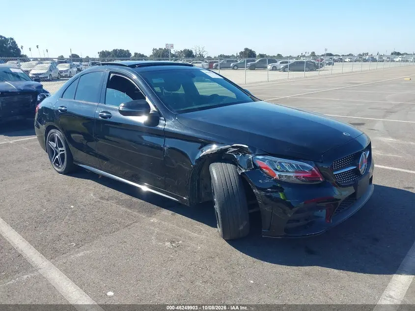 Mercedes-Benz C 300 Sedan 2021