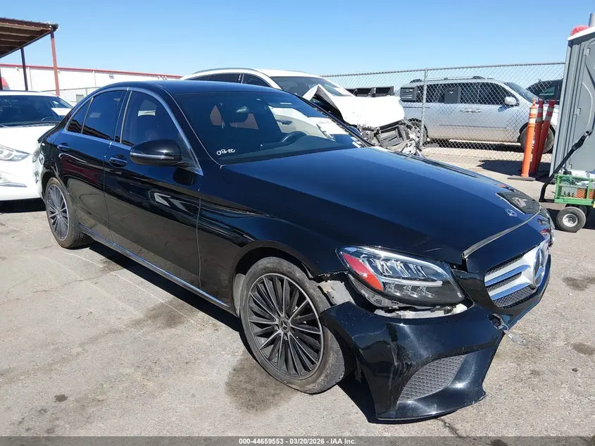 Mercedes-Benz C 300 Sedan 2021