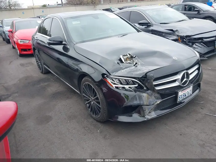 Mercedes-Benz C 300 Sedan 2021