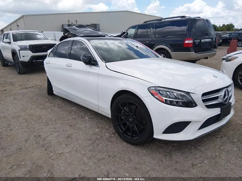 Mercedes-Benz C 300 Sedan 2021