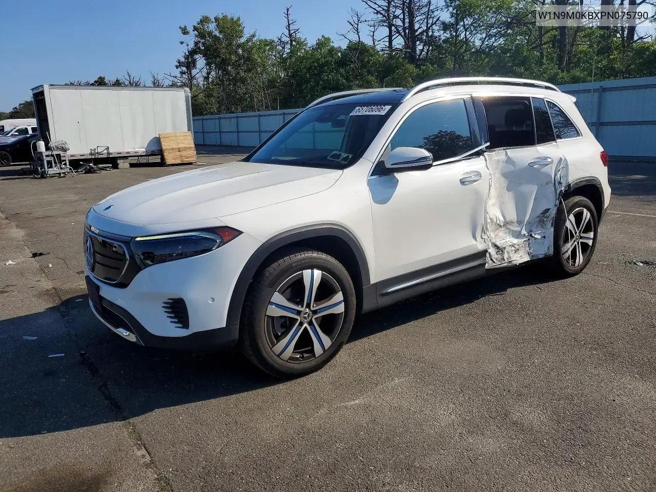 Mercedes-Benz Eqb 300 4Matic 2023
