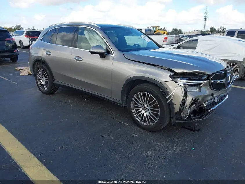 Mercedes-Benz Glc 300 Suv 2024