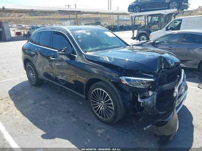 Mercedes-Benz Glc 300 Suv 2026