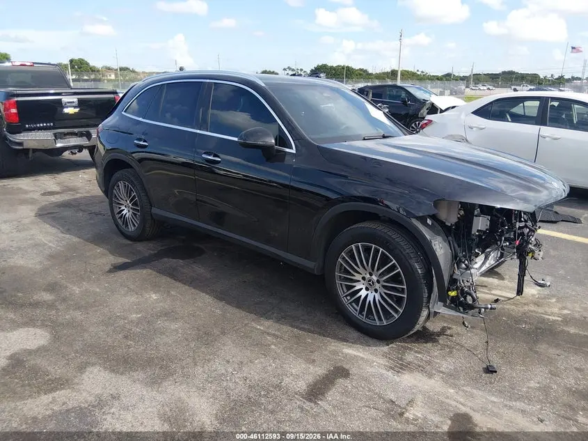 Mercedes-Benz Glc 300 Suv 2026
