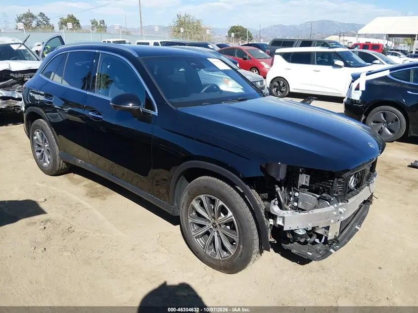 Mercedes-Benz Glc 300 Suv 2026