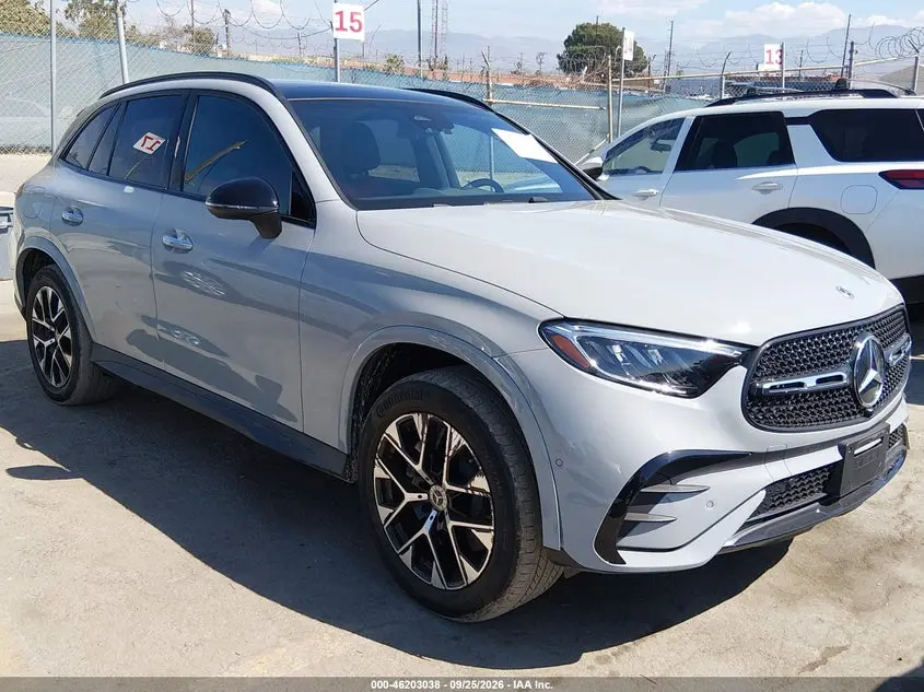 Mercedes-Benz Glc 300 Suv 2026