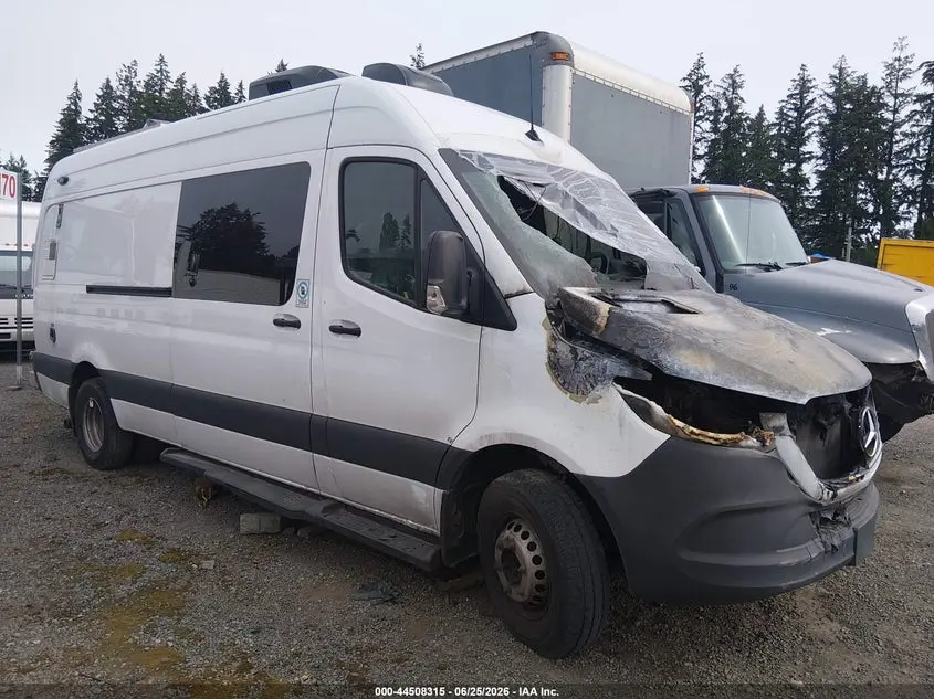 Mercedes-Benz Sprinter 3500Xd High Roof 4-Cyl Diesel Ho 2024