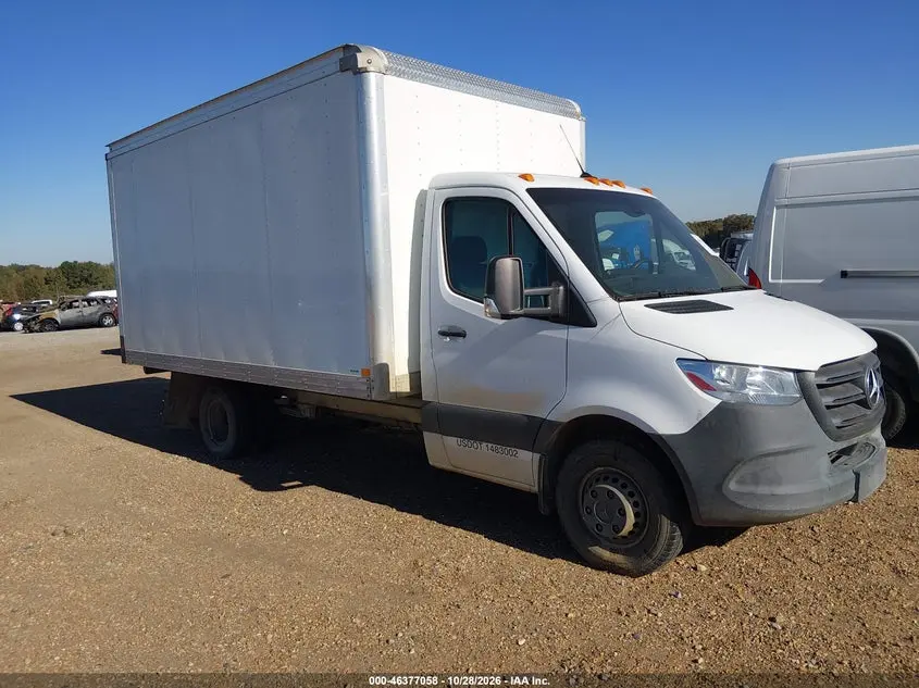 Mercedes-Benz Sprinter 3500Xd Standard Roof V6 2022