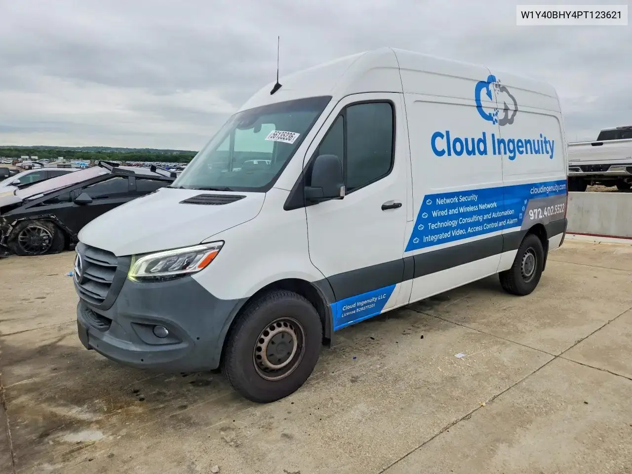 Mercedes-Benz Sprinter 2500 Delivery Van 2023