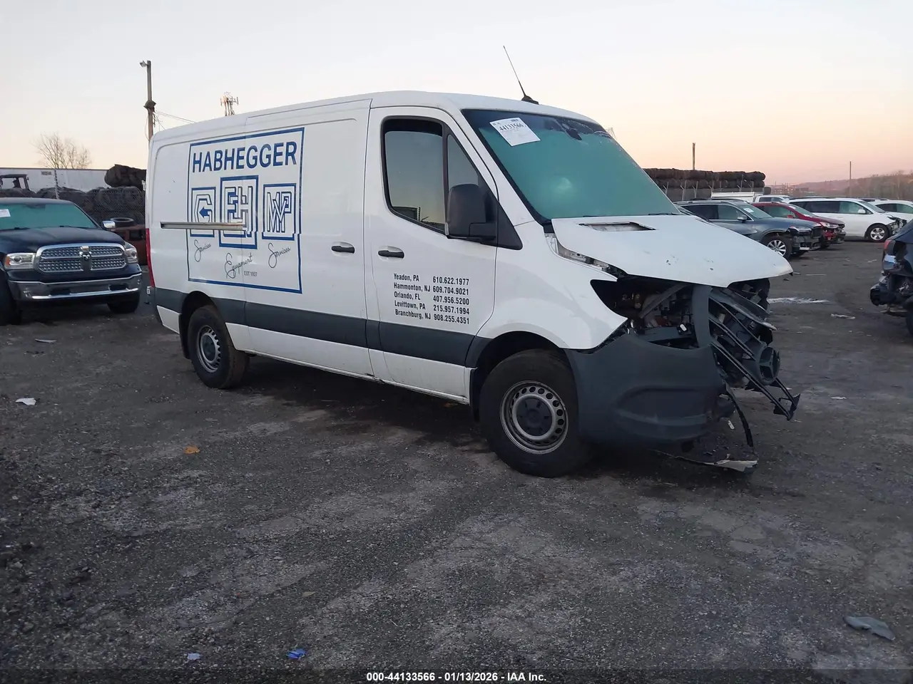 Mercedes-Benz Sprinter 2500 Standard Roof 4-Cyl Diesel 2024