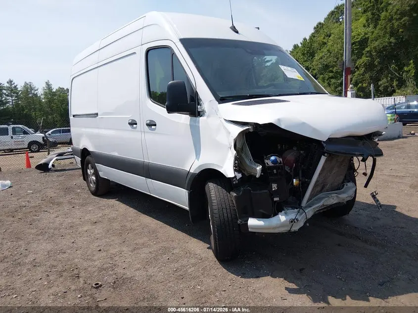 Mercedes-Benz Sprinter 2500 Standard Roof 4-Cyl Diesel 2024