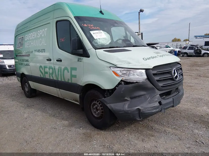 Mercedes-Benz Sprinter 2500 Standard Roof 4-Cyl Diesel 2025