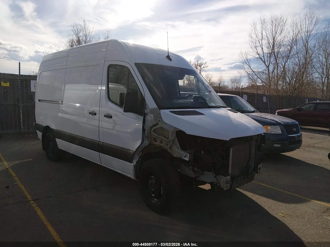 Mercedes-Benz Sprinter 2500 Standard Roof 4-Cyl Diesel 2025