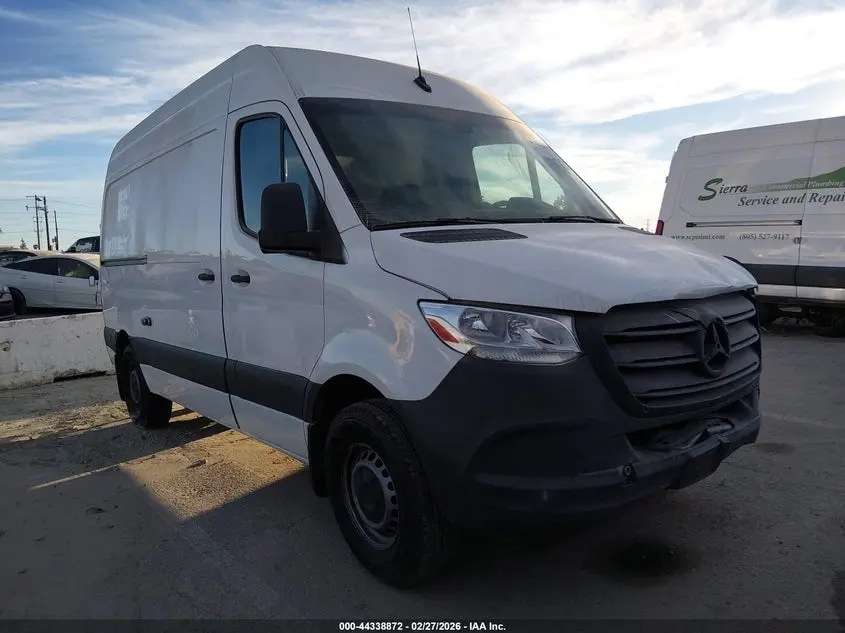 Mercedes-Benz Sprinter 2500 Standard Roof 4-Cyl Diesel 2023