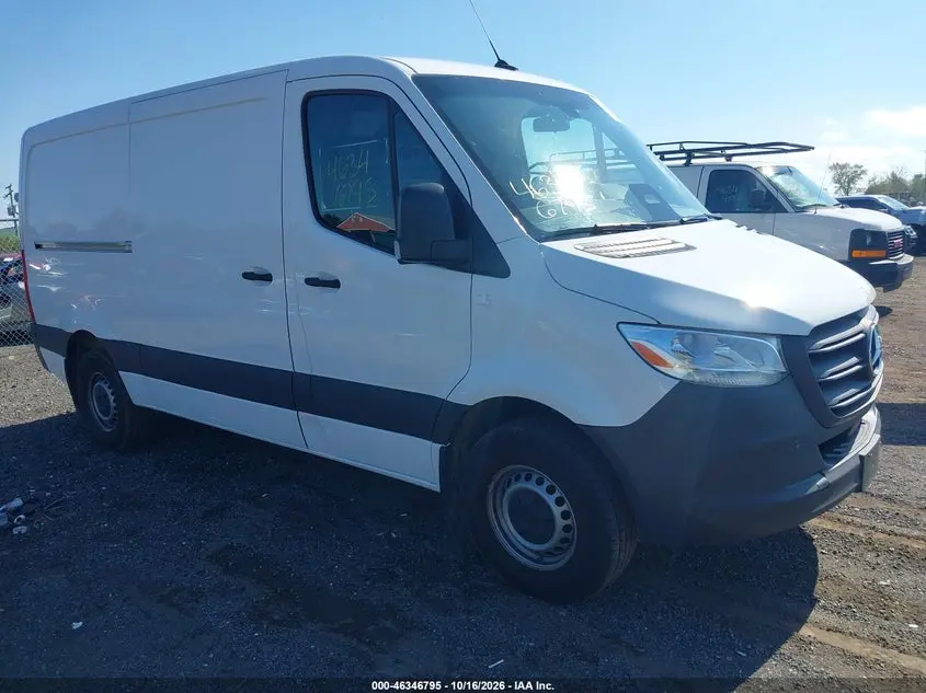 Mercedes-Benz Sprinter 2500 Standard Roof 4-Cyl Diesel 2025
