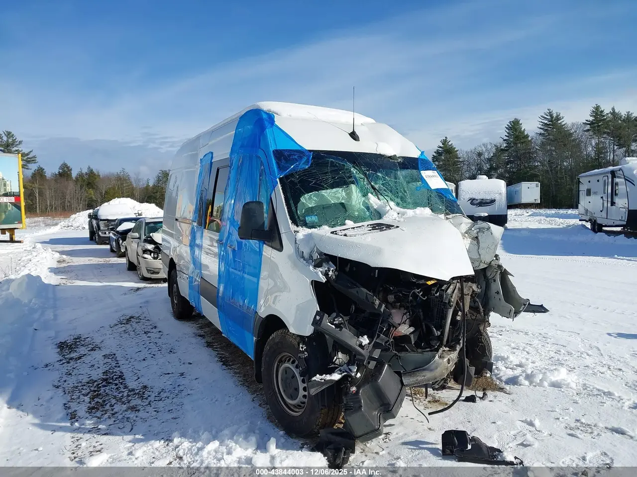 Mercedes-Benz Sprinter 2500 High Roof 4-Cyl Diesel 2023