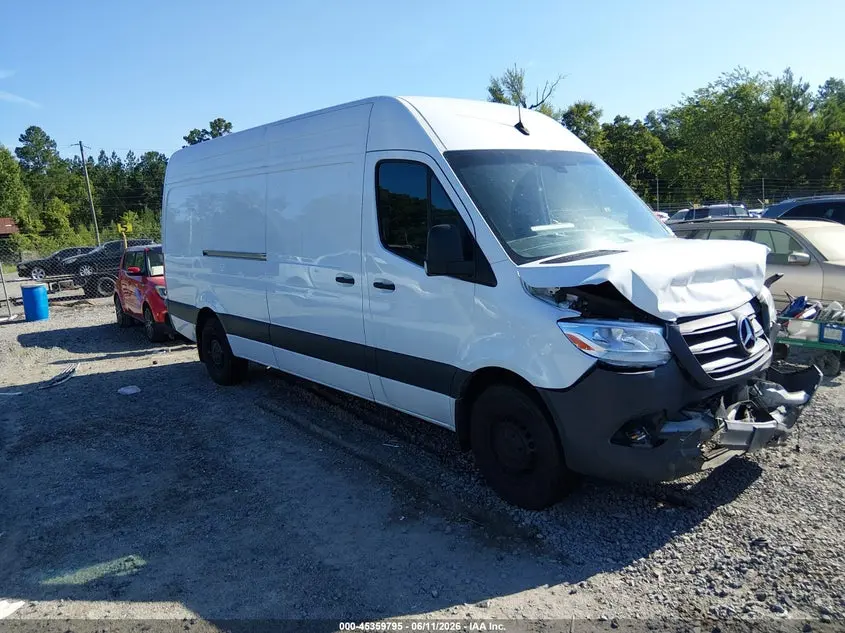 Mercedes-Benz Sprinter 2500 High Roof 4-Cyl Diesel 2024