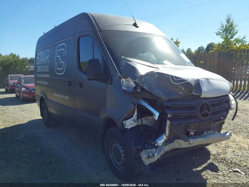 Mercedes-Benz Sprinter 1500 Standard Roof 4-Cyl Gas 2023