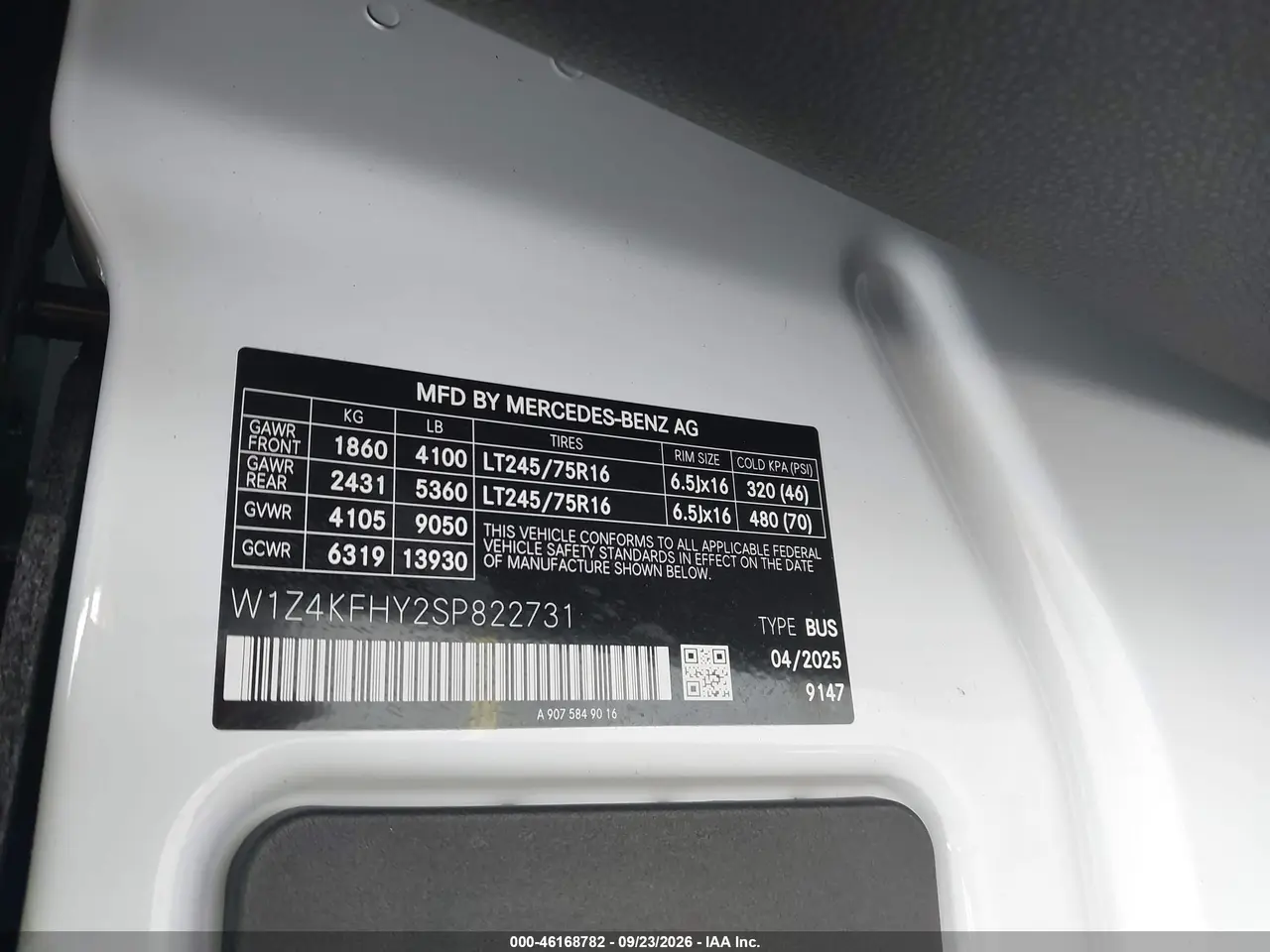 Mercedes-Benz Sprinter 2500 Standard Roof 4-Cyl Diesel 2025