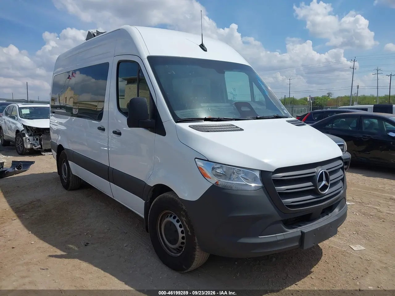 Mercedes-Benz Sprinter 2500 Standard Roof 4-Cyl Diesel 2025