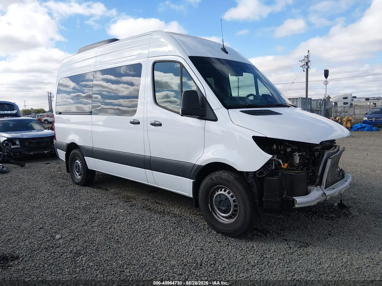 Mercedes-Benz Sprinter 2500 Standard Roof 4-Cyl Diesel 2026